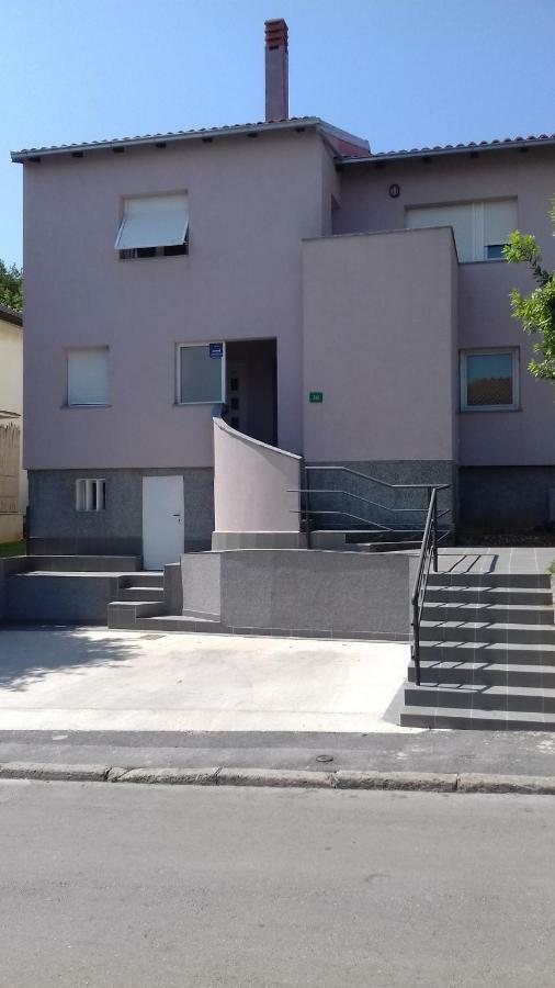 Apartment Buic Pula Bagian luar foto